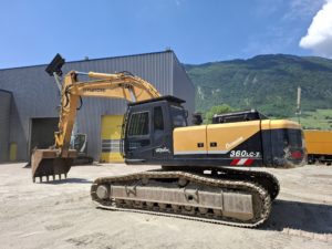 Pelle sur chenilles occasion HYUNDAI R360LC-7