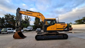Pelle sur chenilles occasion HYUNDAI HX260NL