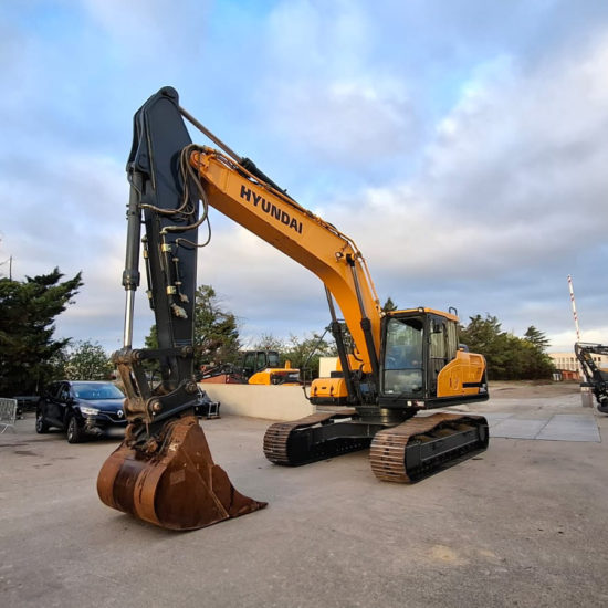 Pelle sur chenilles occasion HYUNDAI HX260NL