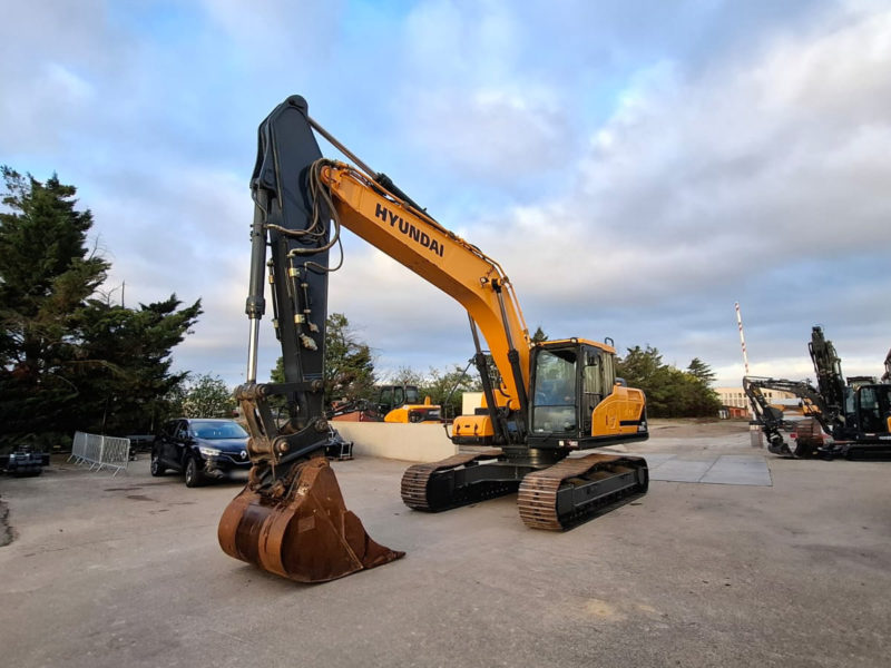 Pelle sur chenilles occasion HYUNDAI HX260NL