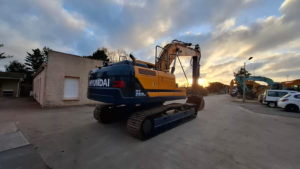 Pelle sur chenilles occasion HYUNDAI HX260NL