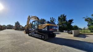 Pelle sur chenilles occasion HYUNDAI R320NLC-9
