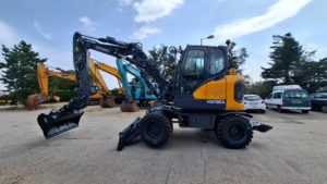 Pelle sur pneus neuve HYUNDAI HW100A