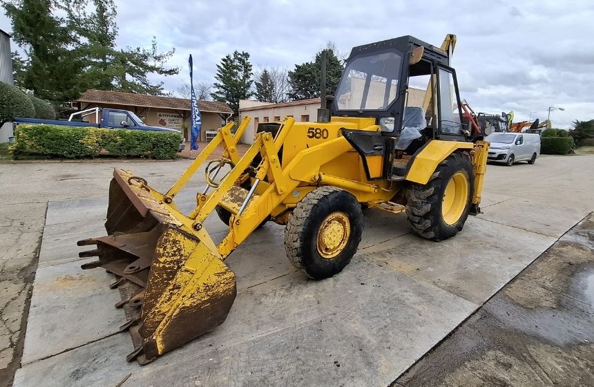 Tractopelles - Curty Materiels