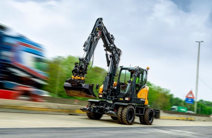 Pelles sur pneus - Curty Materiels