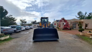 Chargeuse sur pneus d'occasion HYUNDAI HL955A