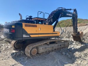 Pelle sur chenilles d'occasion HYUNDAI HX380AL