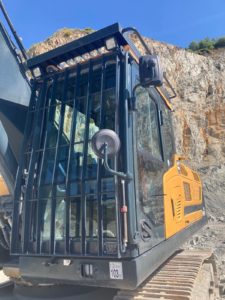 Pelle sur chenilles d'occasion HYUNDAI HX380AL