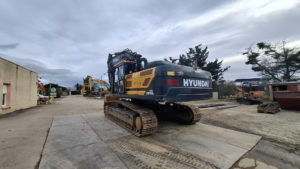 Pelle sur chenilles d'occasion HYUNDAI HX380AL