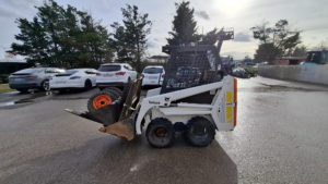 Chargeuse compacte d'occasion BOBCAT 443