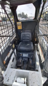 Chargeuse compacte d'occasion BOBCAT 443