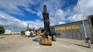 Pelle sur chenilles d'occasion HYUNDAI HX380AL