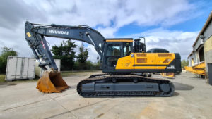 Pelle sur chenilles d'occasion HYUNDAI HX380AL