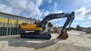 Pelle sur chenilles d'occasion HYUNDAI HX380AL