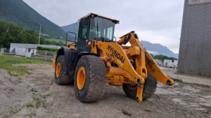 Chargeuse sur pneus d'occasion HYUNDAI HL760-9A