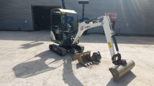 Mini pelle d'occasion BOBCAT E16 A EM
