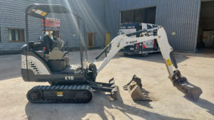 Mini pelle d'occasion BOBCAT E16 A EM