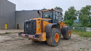 Chargeuse sur pneus d'occasion HYUNDAI HL760-9A