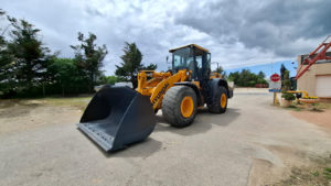 Chargeuse sur pneus d'occasion HYUNDAI HL760-9A
