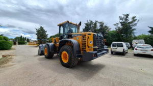 Chargeuse sur pneus d'occasion HYUNDAI HL760-9A