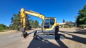 Pelle sur chenilles d'occasion HYUNDAI R145LCR-9A