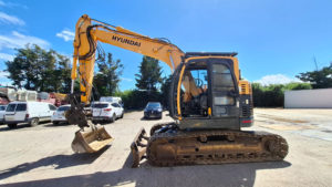 Pelle sur chenilles d'occasion HYUNDAI R145LCR-9A
