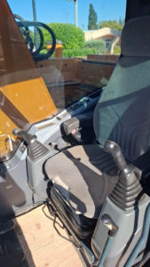 Pelle sur chenilles d'occasion HYUNDAI R145LCR-9A