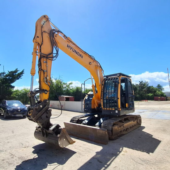Pelle sur chenilles d'occasion HYUNDAI R145LCR-9A