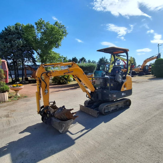 Mini pelle d'occasion HYUNDAI R18-9