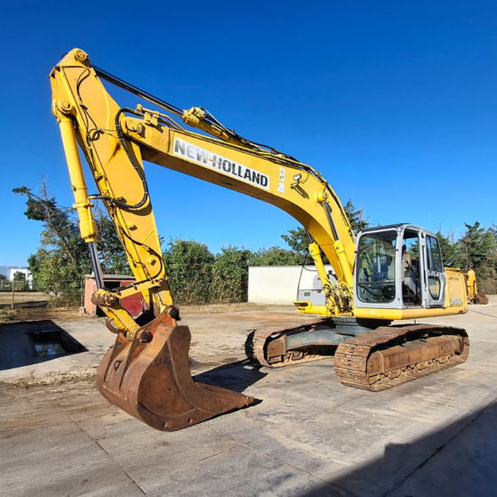 Pelle sur chenilles d'occasion NEW HOLLAND E265B