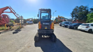Mini pelle de démonstration HYUNDAI HX25AZ
